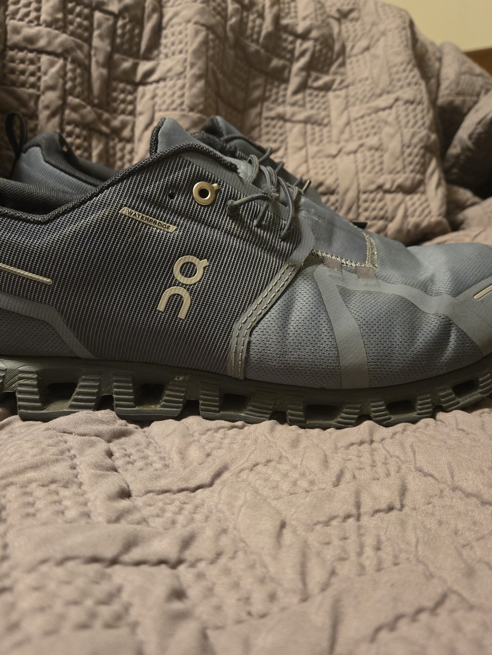 On Cloud Men's Sneakers - Size 11 - Navy Blue / Black